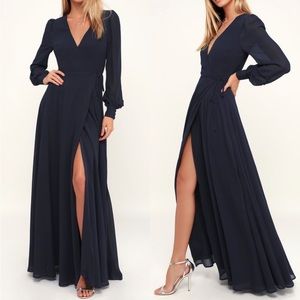 LIKE NEW LULU’S MY WHOLE HEART NAVY DEEP V-NECK MAXI DRESS SZ LARGE